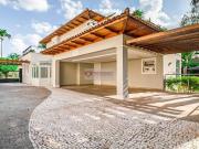 Casa de luxo à venda em condomínio exclusivo em Campinas...