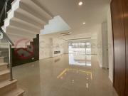 Casa de luxo à venda Quinta Valadares, Seixal, Setúbal