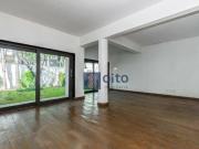 Casa de Luxo com Charme e Sofisticação no Jardim Europa