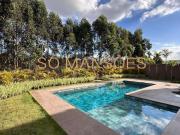 CASA DE LUXO COM VISTA PARA ÁREA VERDE NO ALPHAVILLE...