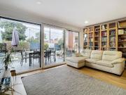 Prestigiosa casa de 180 m² à venda Belverde, Seixal, Setúbal