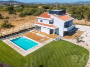 Prestigiosa casa de 323 m² à venda Quarteira, Faro