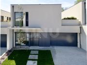 Casa de luxo de 331 m² à venda Braga, Portugal