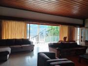 Prestigiosa casa de 560 m² à venda Centro Covelo,...