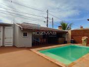 Casa de Luxo em Condomínio: 3 quartos, 1 suíte, Jardim...