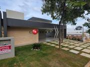 Casa de luxo em condomínio: 4 quartos, 2 salas, 3...