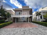 Casa de luxo em condomínio à venda em Alphaville Nova...