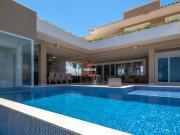 Casa de luxo frente mar a venda em JacuÃpe