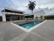 Casa de luxo no Condomínio Gran Royalle Betim