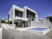 Casa de obra nueva en una ubicación inmejorable 154m²...