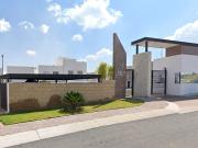 Casa de oportunidad en Circuito Pizarra #622 Cond. Mila...