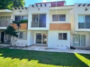 CASA DE OPORTUNIDAD EN COND. RESIDENCIAL CON ALBERCA Y...