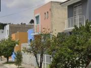 CASA DE OPORTUNIDAD EN JARDINES DEL VERGEL EN ZAPOPAN...