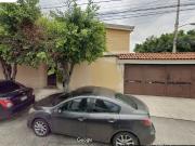 CASA DE OPORTUNIDAD EN RESIDENCIAL LA CALMA ZAP. JAL. A...