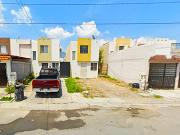 CASA DE OPORTUNIDAD EN STA. CATARINA, NUEVO LEON