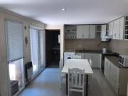 Casa de pasillo a la venta con patio dos dormitorios