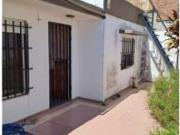 Casa de pasillo a refaccionar Barrio Ludueña Rosario