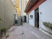 Casa de pasillo de 2 dormitorios con un terreno de 138m2...