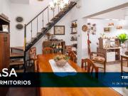 CASA DE PASILLO EN VENTA TRES DORMIS TIRO SUIZO