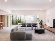 Casa de Pasillo única en venta Lourdes, Rosario 3...