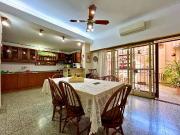 Casa de pasillo unico, 4 dormitorios en Pichincha, Rosario