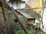 CASA DE PIEDRA CON FINCA SEGREGABLE ZONA TRASMONTE, AMES