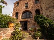 CASA DE PIEDRA CON VISTAS ÚNICAS EN VILLAFAMÉS