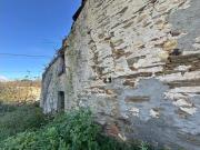 Casa de piedra para restaurar en Ribela Cangas Foz