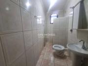 Casa de piso superior com 02 Quartos para locação no...