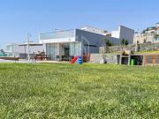 Casa de Playa con Vista al Mar, Piscina, Jardines y más