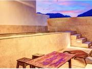 Casa de pueblo con piscina climatizada, garaje, terraza...