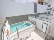 Casa De Pueblo de 3 habitaciones en venta en Nerja, Malaga