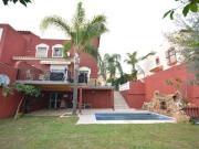 Casa De Pueblo de 4 habitaciones en venta en Marbella,...