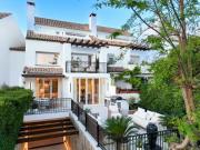 Casa De Pueblo de 5 habitaciones en venta en Marbella,...