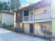 Casa de Pueblo en Venta en Argollanes, Asturias