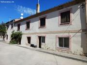 Casa de Pueblo en Venta en Regumiel de la Sierra, Burgos