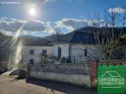 CASA DE PUEBLO HABITABLE, EN MUÑÁS DE ABAJO, LUARCA