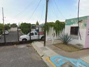 CASA DE RECUPERACIÓN BANCARIA EN AV. STA. LORENA, COL....