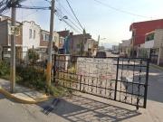 CASA DE RECUPERACIÓN BANCARIA EN CALLE AKUMAL, COL....