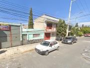 CASA DE RECUPERACIÓN BANCARIA EN CALLE BALBUENA, AMPL....