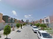 CASA DE RECUPERACIÓN BANCARIA EN CALLE PINO CANADIENSE,...