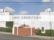 CASA DE RECUPERACIÓN BANCARIA EN CALLE RUTH RIVERA...