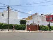 CASA DE RECUPERACIÓN BANCARIA EN CALLE RUTH RIVERA...