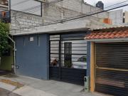 CASA DE RECUPERACIÓN BANCARIA EN CALLE SAN ROCHEL, COL....