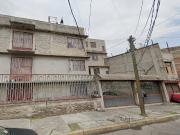 CASA DE RECUPERACIÓN BANCARIA EN CALLE VALLE DE CACERES,...
