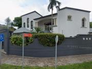 Casa De REMATE con 300 m² y 5 recámaras en venta en...