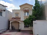 CASA DE REMATE DE LA CRUZADA 10 PUERTA REAL HERMOSILLO...