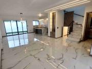 Casa de renta, nueva, Tumbaco, conjunto cerrado, vía...