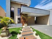 Casa de rua Alto Padrão com 3/4