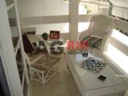 Casa de rua: Duplex / Residencial / Anil
